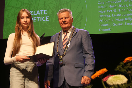 ZLATA PETICA 111 FOTO LJUBO VUKELIČ